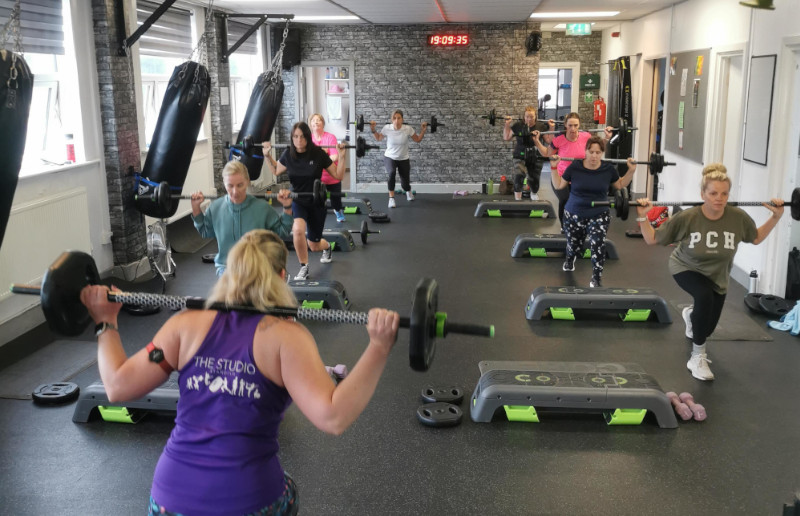 Barbells class in action